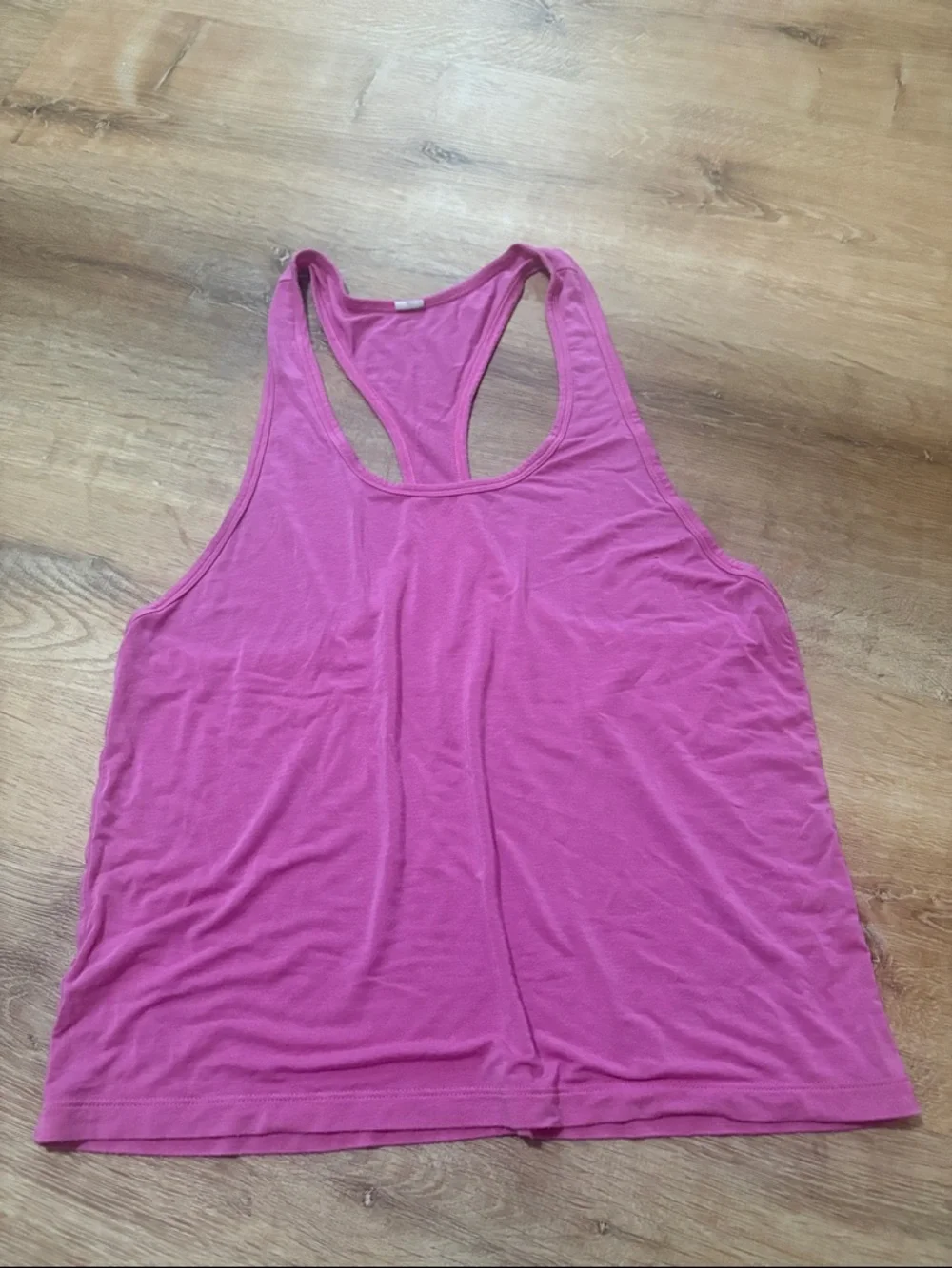 Alo All Day Racerback Tank Small - Picture 2 of 3
